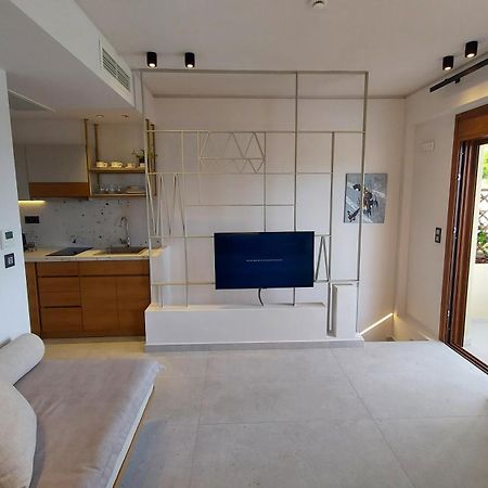 伊里斯斯Kynara Elegant Living公寓式酒店 外观 照片